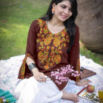 Women's Light Rayon Yoke Embroidery Straight Short Kurti